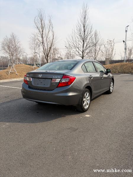 出售2013年本田思域1.8自动挡 出售2013年本田思域1.8自动挡